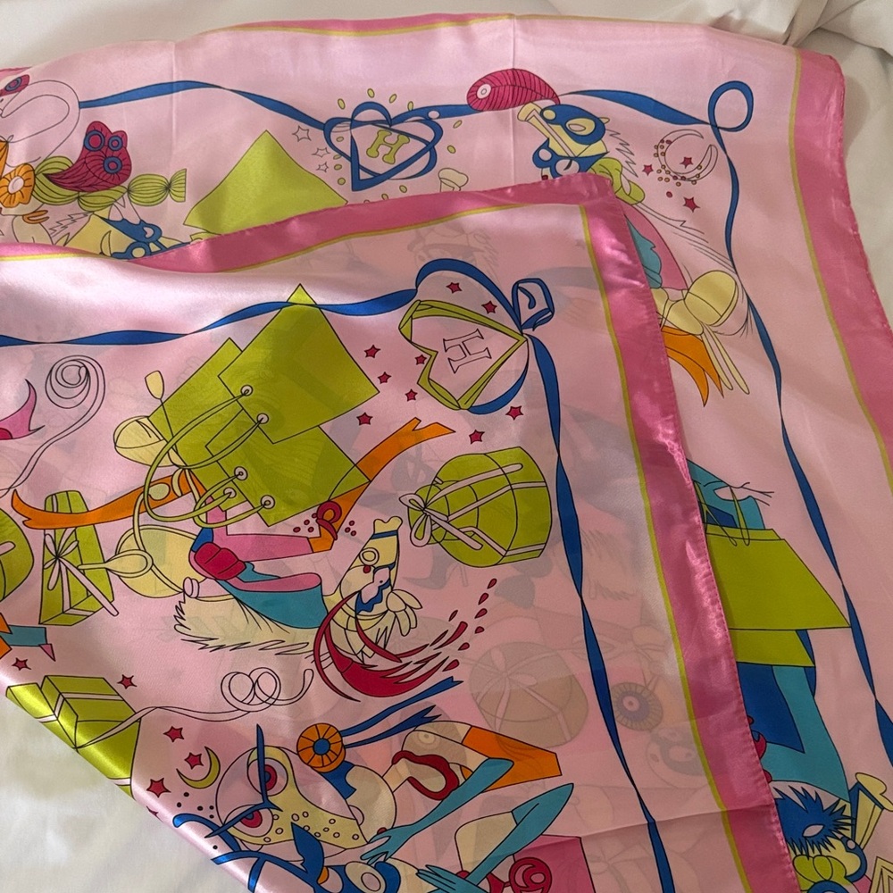Colorful Designer 100% Polyester Scarf - Picture 2 of 11